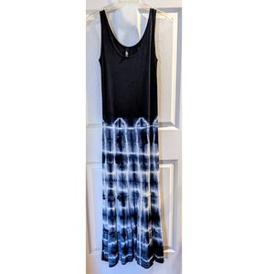 🆕WOT Lapis Navy & White Tie Dye Maxi Dress